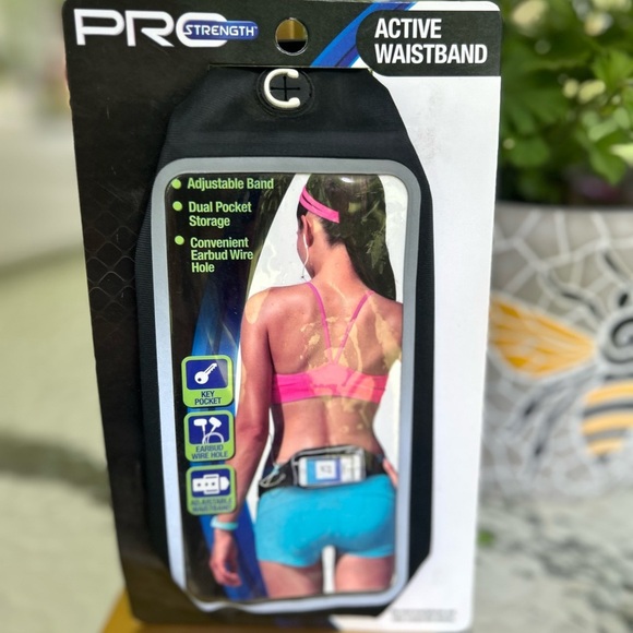 ❤️NWT- PR Strength Active Waistband - Picture 2 of 4